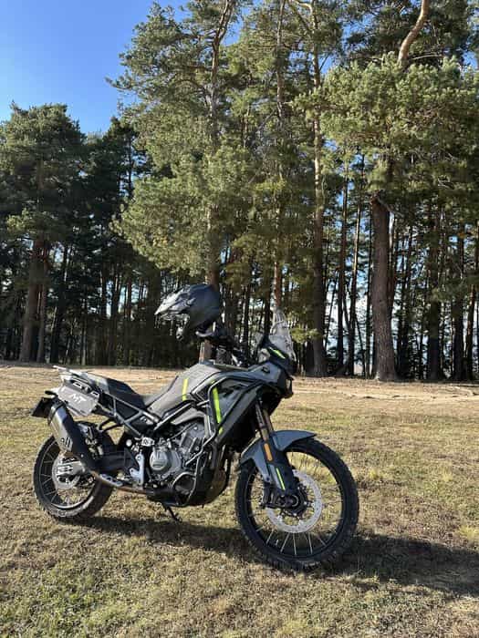 CF Moto MT450 2025 (accesorizat)