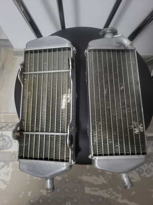 Radiatoare originale  KTM  exc 250- 525cmc 2002-03. Piese KTM  2003-20