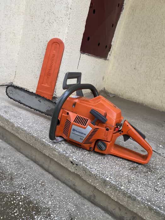 Se vinde husqvarna 55