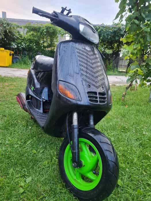 Piaggio zipp în 2 timpi