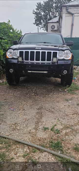 Vand sau schimb jeep 3.0