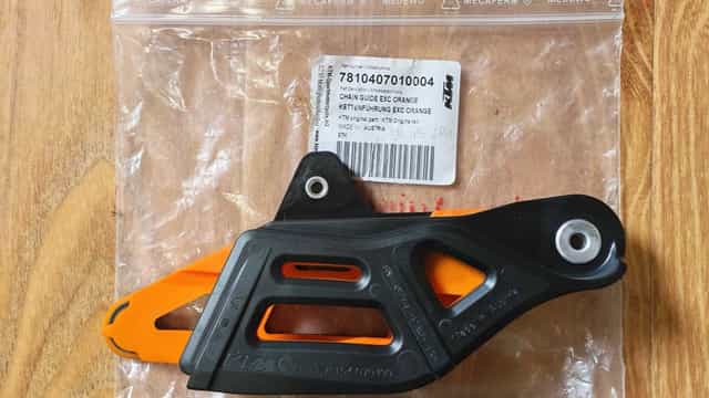 Ghidaj lant KTM EXC/EXC-F Six Days 2013-2023 patina ktm spate