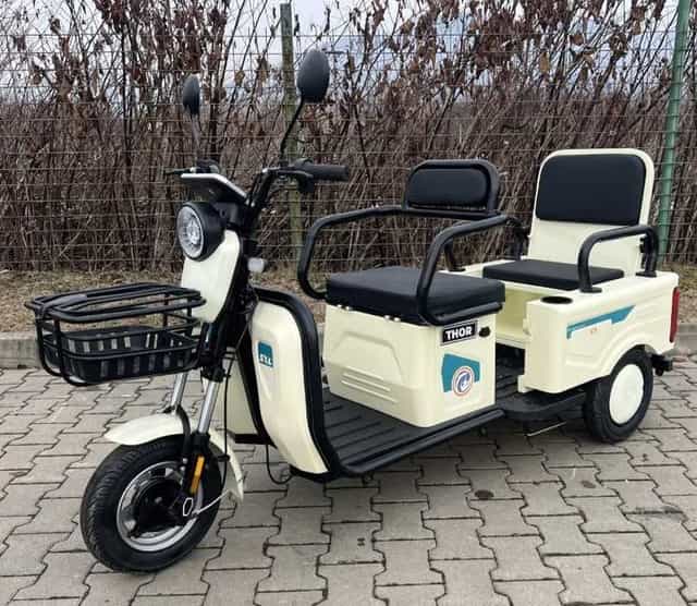 Triciclu persoane + transport FARA PERMIS AUTO + CIV!!!