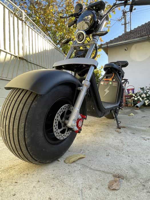 Scuter chopper electric
