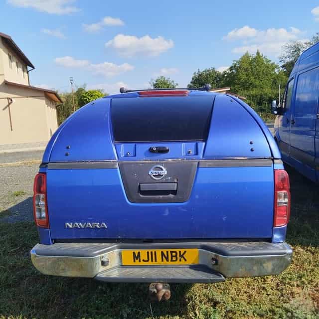 Bara spate metalic cu scara Nissan Navara D40 an 2005-2015