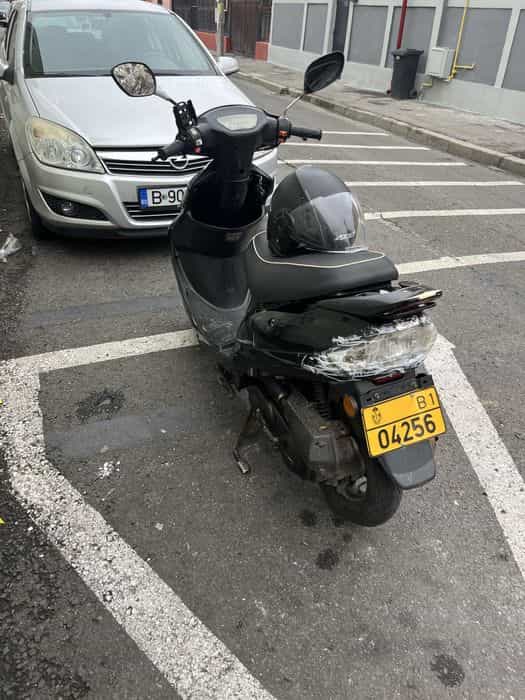 Vand scuter limitat la 45