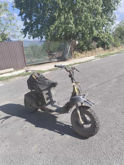 Vând scuter Gilera 50cc 2t