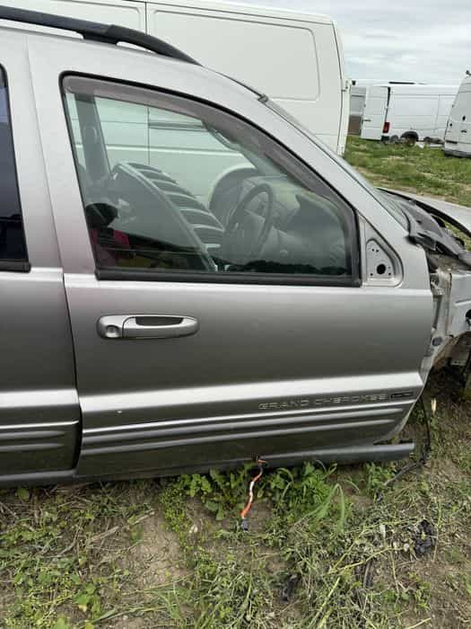 Portiera dreapta fata jeep grand cherokee 2003