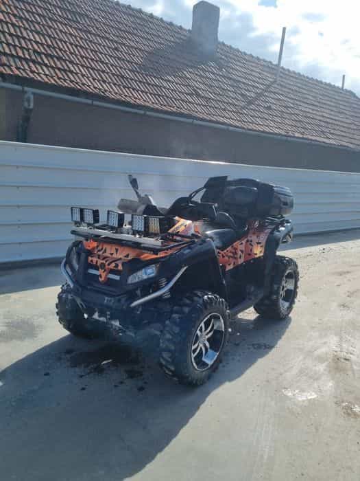 Vând atv cf moto 800 x8