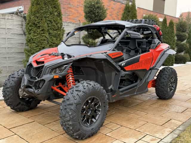 SSV Brp Can Am Maverick DS Turbo R, Fox , 2021