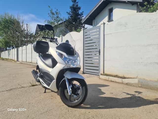 Scuter honda pcx 150 9000km