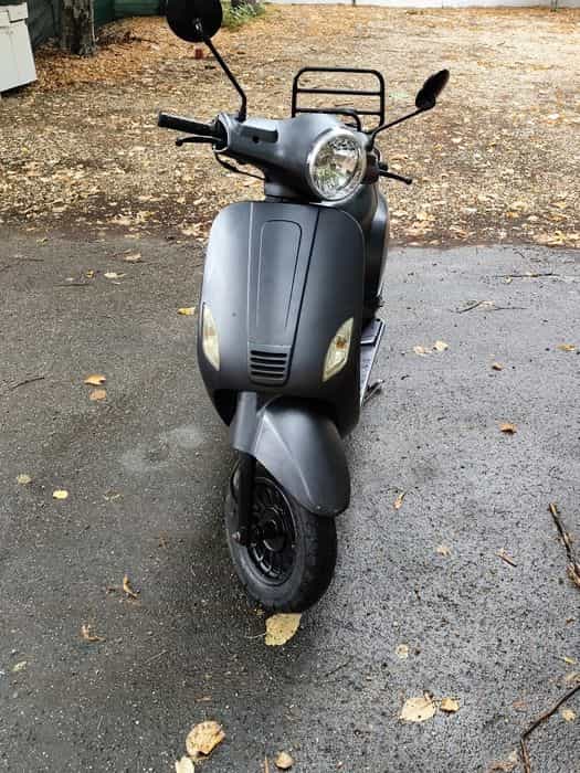 Vând scuter fara permis