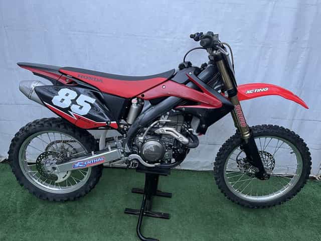 Honda CRF 450 R motocross