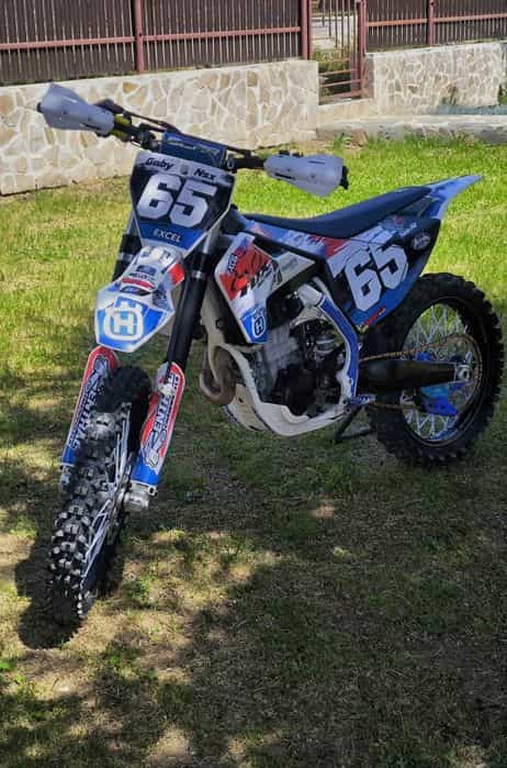 Vând Husqvarna FC450