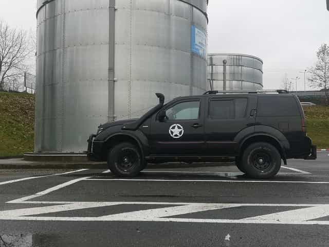 Se vinde Nissan Pathfinder intretinut