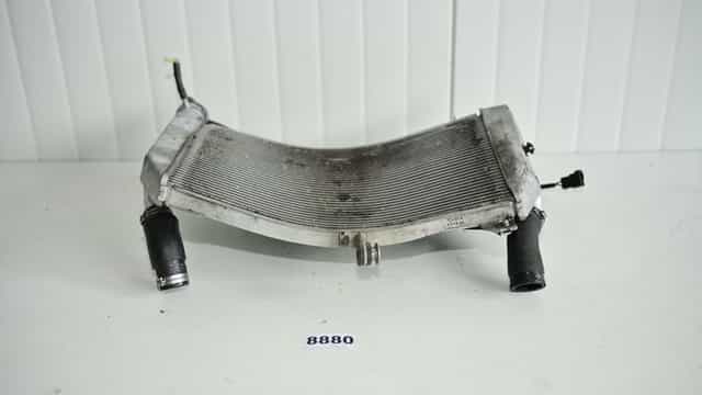 Yamaha YZF R1M R1 2015 2019 Radiator apa cu ventilator stanga