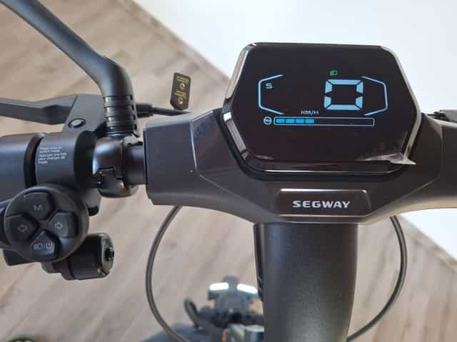 Trotineta electrica NINEBOOT SEGWAY ZT3 PRO