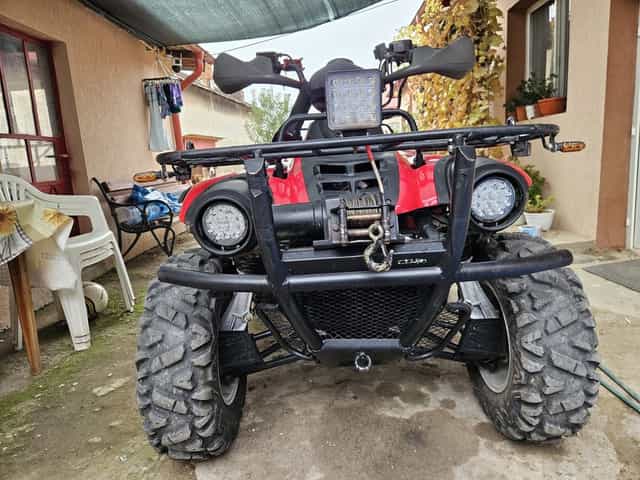 Linhai 300 4x4 worker