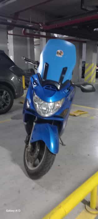 Scuter maxiscuter kimco xciting 500cc