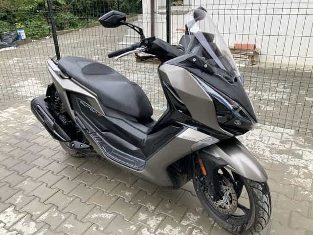 Vand scuter Kymco Downtown 350 GT