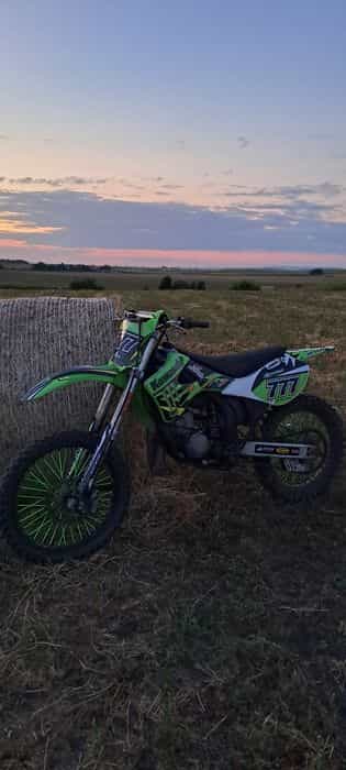 Vând Kawasaki kx 125 2 timpi