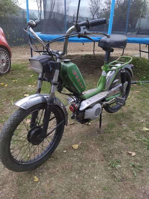 Vând moped Minarelli