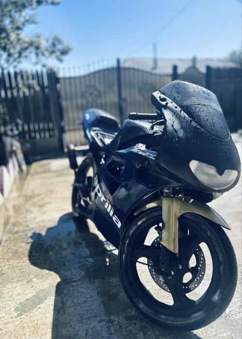 Vand sau schimb aprilia rs 80cc
