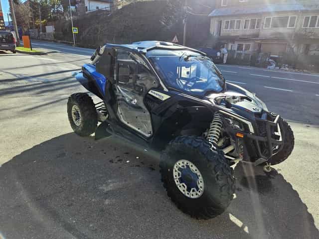Maverick Can Am XRS Turbo 2023, 1000CM2, 200HP, 2300km