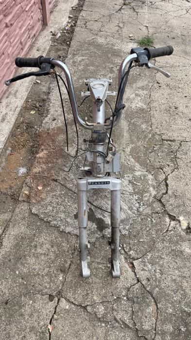 Piaggio Boss -cadru- bascula- roti