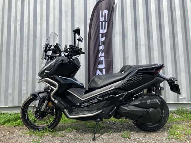 Maxiscuter ADV Zontes G368 - puternic, echipare full, '' Rate ''