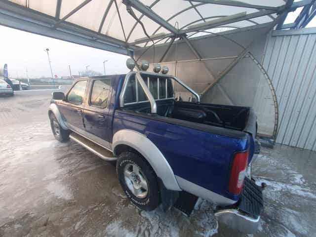 Nissan Navara D22