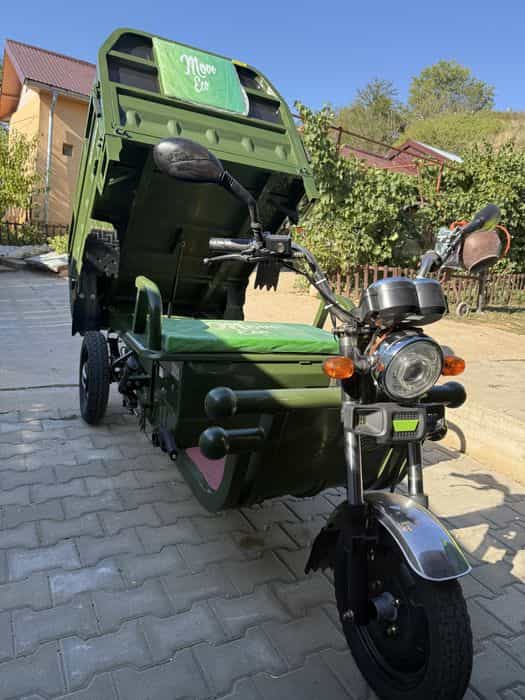Triciclu moveco 1000 w bateria