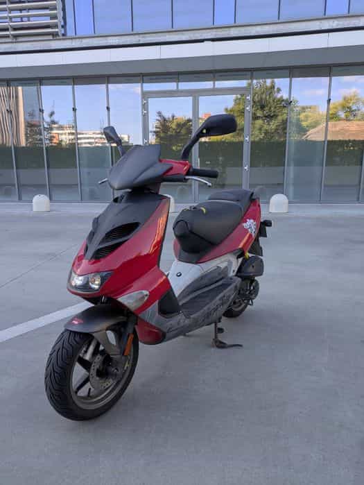 Aprilia SR 50 / Scuter