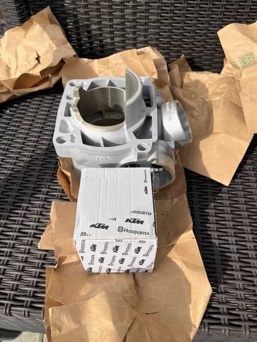 Cilindru oem Ktm exc 300 2012-2017 +piston 2500