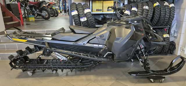 2023 Ski Doo Summit Expert 850 Turbo 154