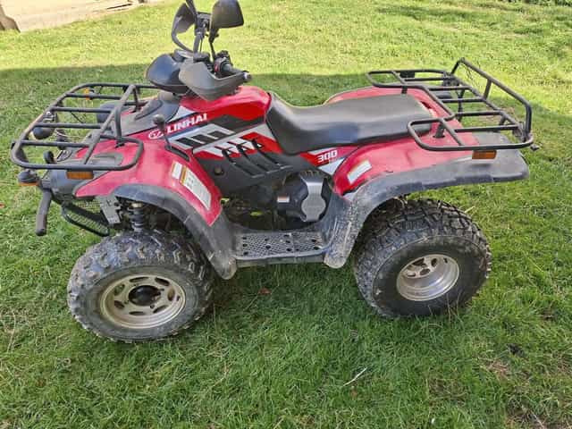 Linhai 300 4x4  worker