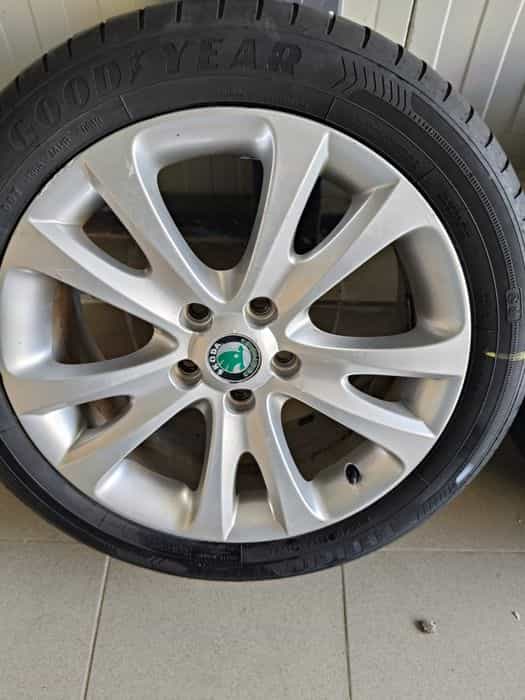 Jenti aliaj R17  Skoda cu anvelope