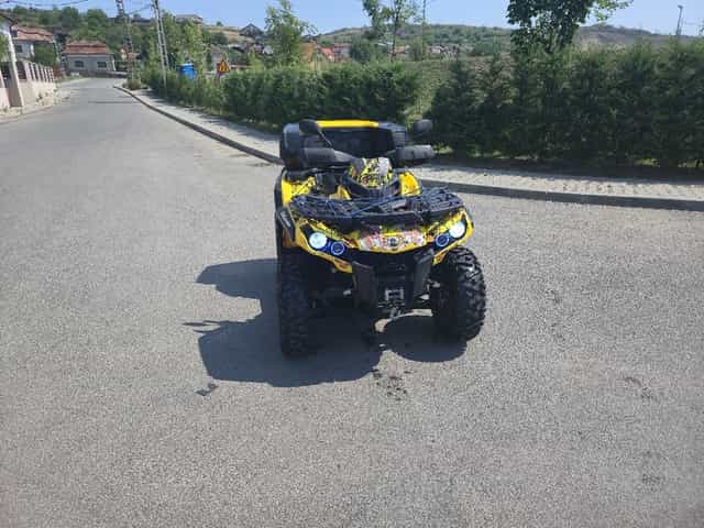 Can-am outlander 1000