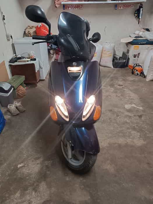 De vânzare scuter Yamaha înmatriculat !