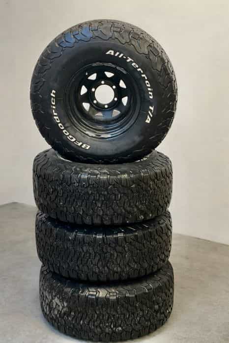 Set 4 roti BFGoodrich KO2 33x12.5R15 + Jante ET -50 6x139.7