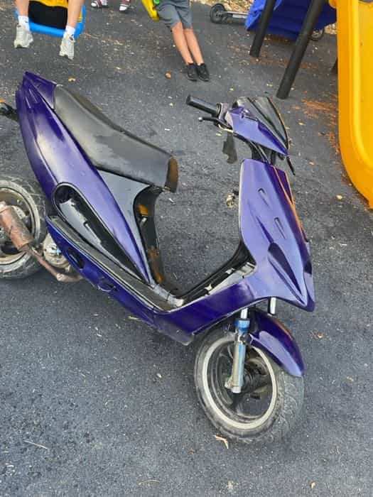 Vand malaguti f12   49cc   1300 lei negociabil