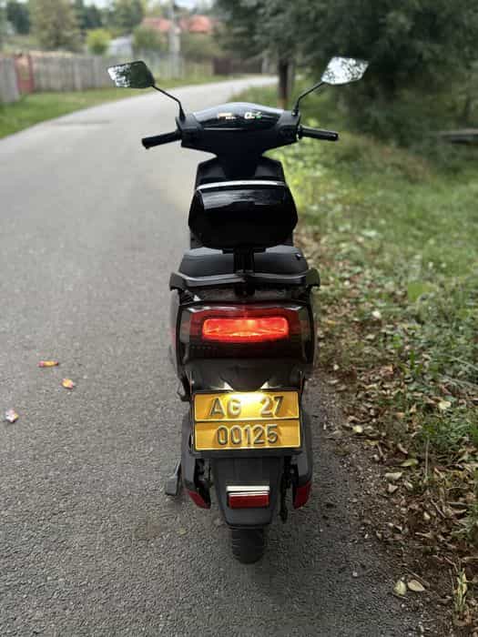 Vand scuter electric RDB