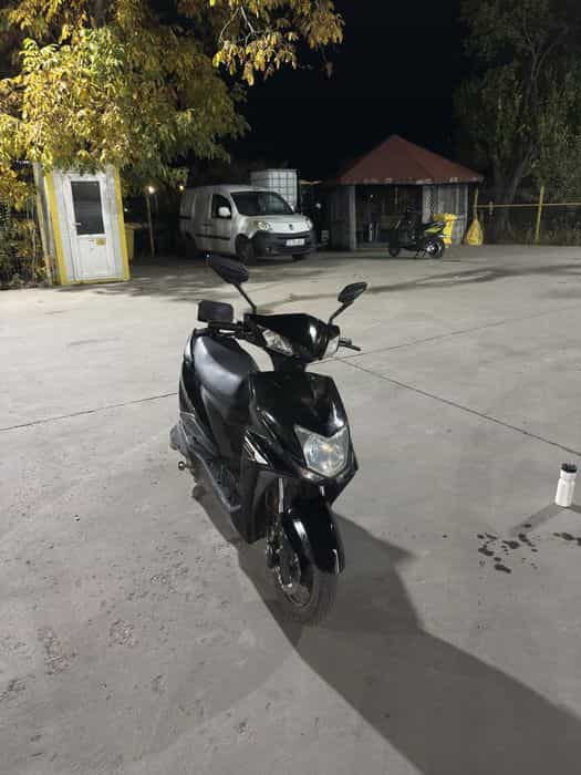 Scuter Electric 1500W 20Ah cu acumulator Plumb Gel