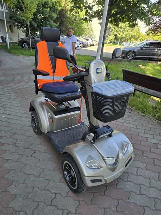 Vinde scuter Carpo 2 sport cu multe imbunatatiri pentru persoane cu di
