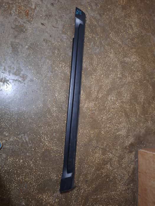 Prag stanga Jeep Grand Cherokee