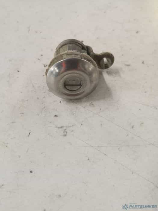 Butuc Usa Stanga Fata Toyota Land Cruiser 90 (_J9_) [ 1995 - > ]