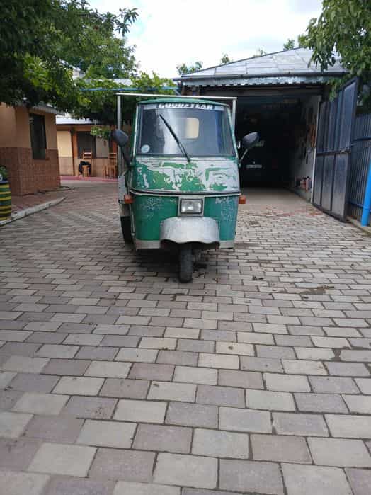 Piagio Ape 50 inmatriculat primarie.