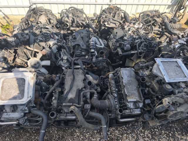 Motor nissan navara pathfinder cabstar maxity 2.3 2.5 3.0 V6 V9X