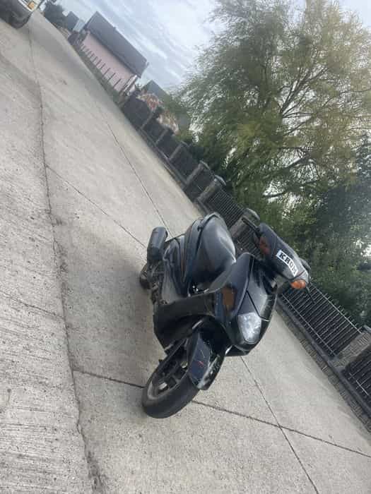 Vand scuter 125 4t cu acte