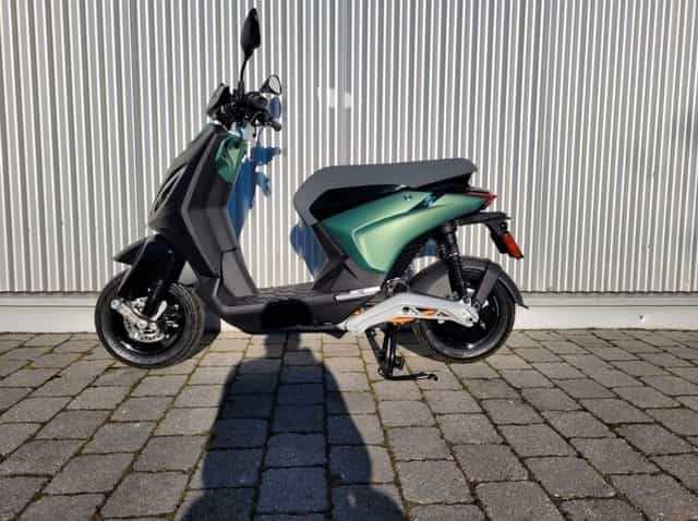 Piaggio 1 one Scuter electric ca nou